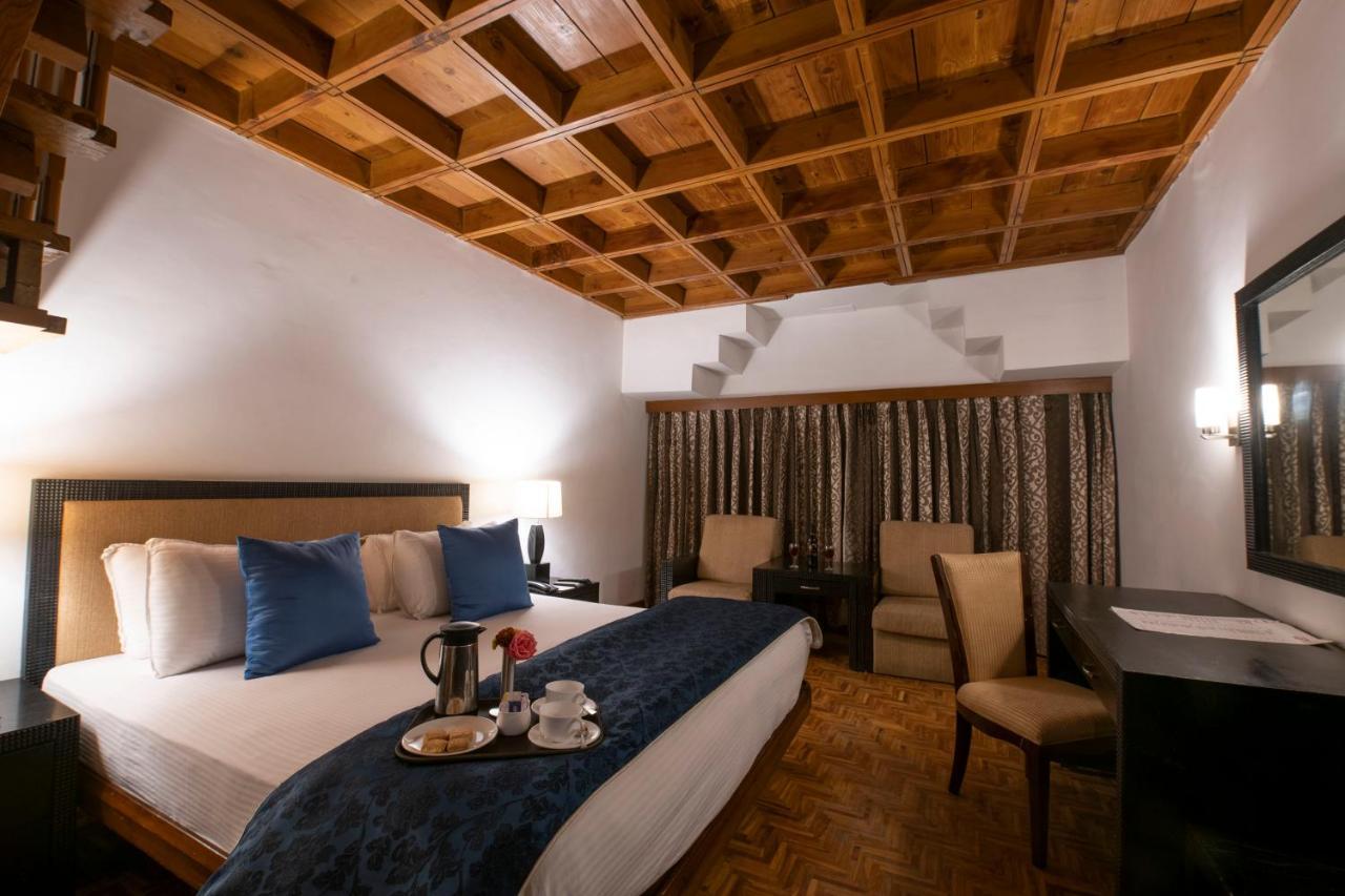 Mastiff Grand Manali Resort Esterno foto